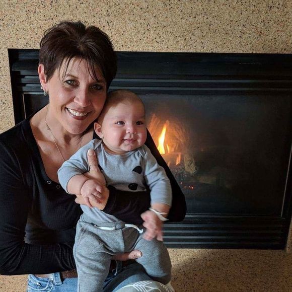 Meet your Posher, Bobbie - Picture 1 of 1